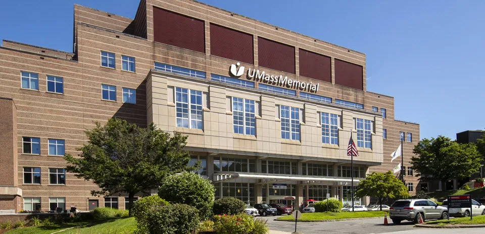UMMC Memorial Campus Entrance 960x465